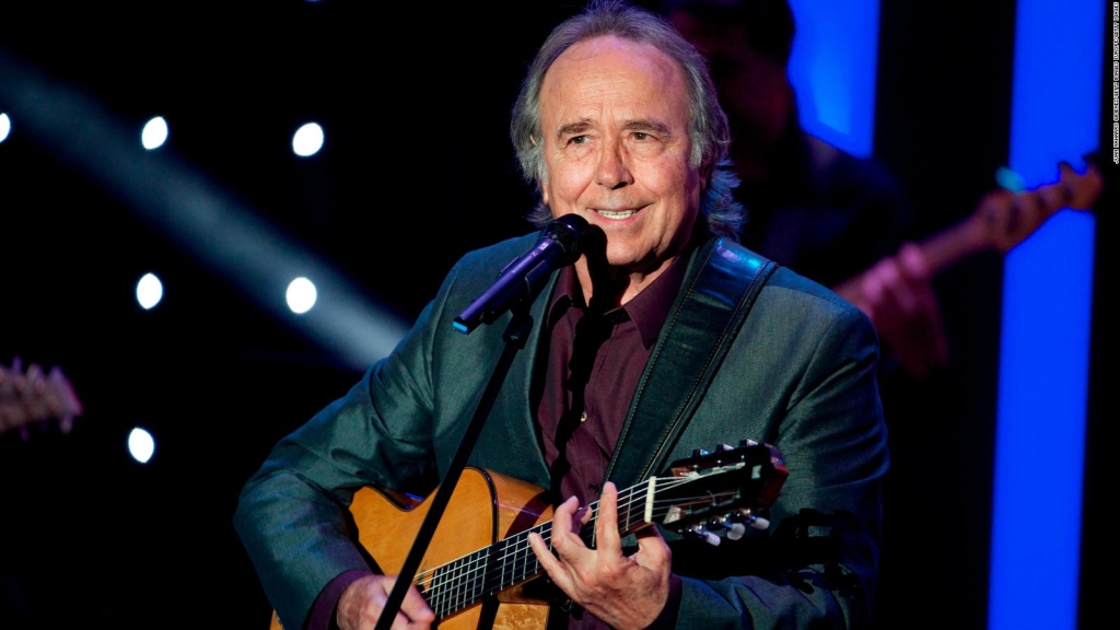 Universidad de Barcelona distingue a Joan Manuel Serrat por su trayectoria en los escenarios