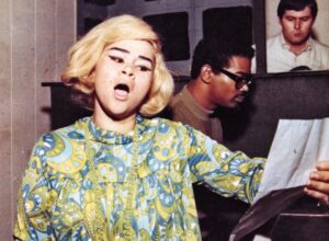 a ritmo de Etta James