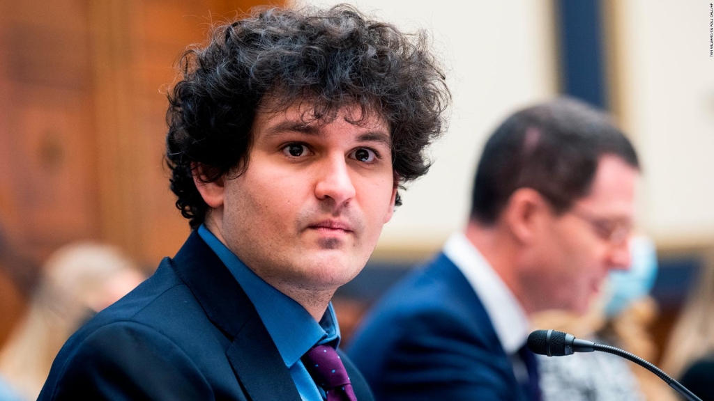 "Tuve un mal mes": el fundador de FTX niega las acusaciones de fraude