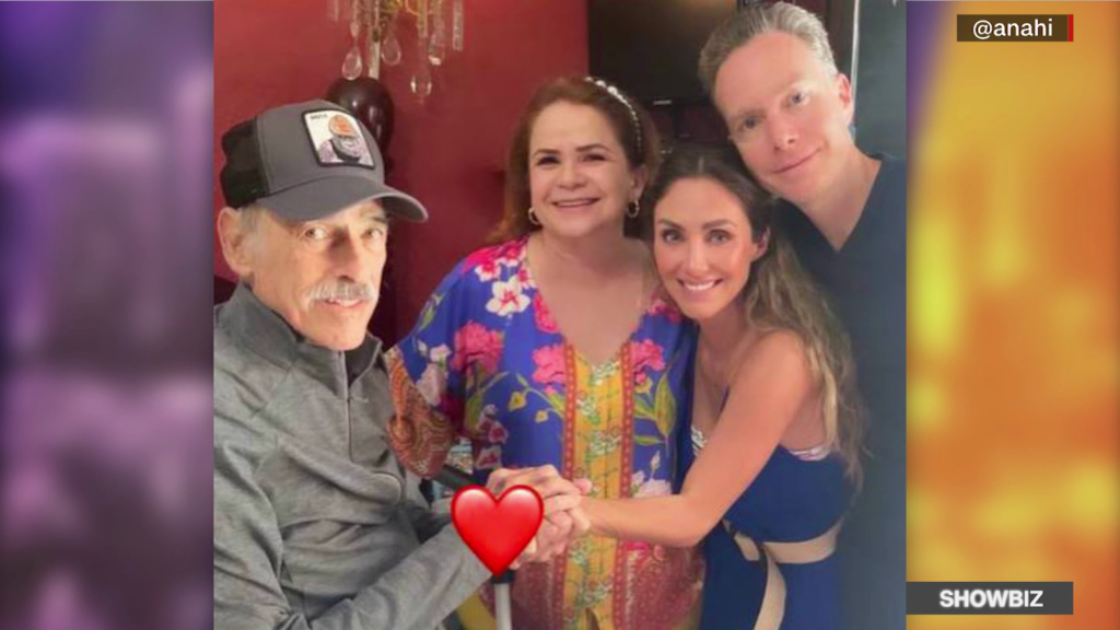 Emotivo mensaje de Anahí tras la muerte de su amigo Andrés García