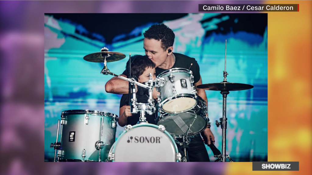 Hijo de Fonseca se roba el espectáculo durante concierto en Miami