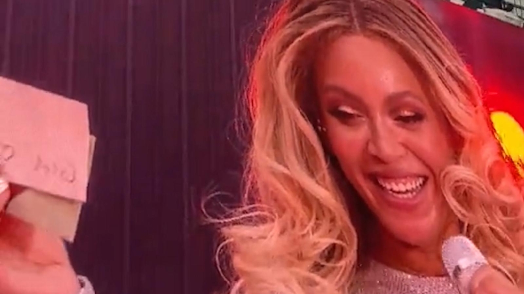 Así reveló Beyoncé el género del bebé de una seguidora
