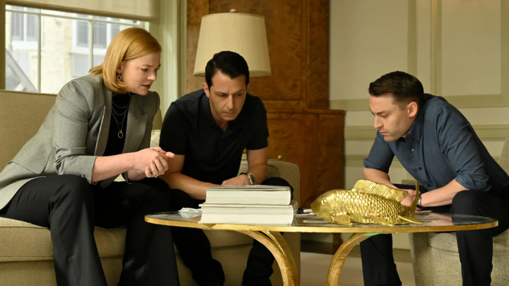 Sarah Snook, Jeremy Strong y Kieran Culkin en la cuarta temporada de "Succession". (Foto: David M. Russell/HBO)