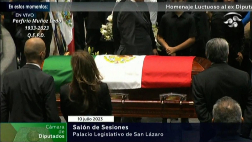 Despiden a Porfirio Muñoz Ledo en el Congreso
