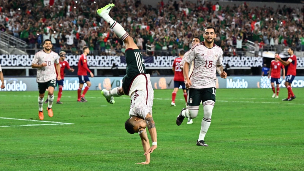 México cumple en la Copa Oro pero no convence del todo