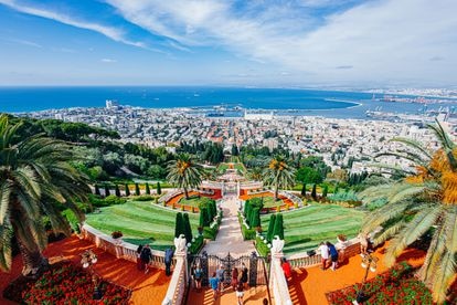 Las vistas de Haifa de los jardines colgantes tropicales de la ciudad israelí.