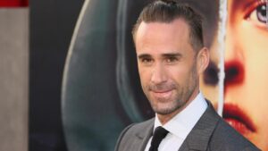 Joseph Fiennes pidió retirar un episodio donde interpretaba a Michael Jackson