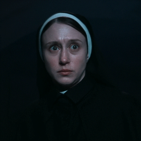 monja sorprendida por las palabras de James Wan que dan a entender que se aproxima el final de la saga de El conjuro.- Blog Hola Telcel