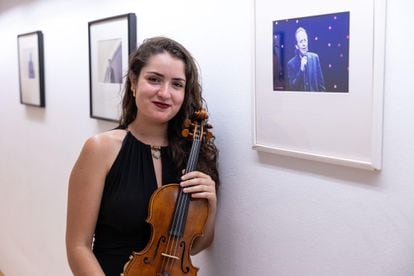Estela Lastre, violín solista de la Orquesta Sinfónica de Tenerife, debuta este año en el Festival Internacional de la Música de Canarias.
