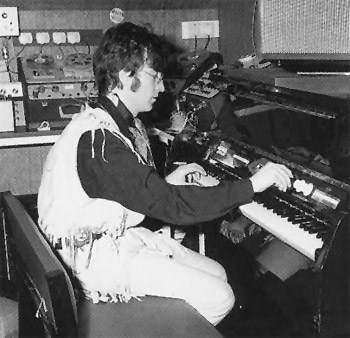 EL GENIO DEL MELLOTRON MIKE PINDER EL GENIO DEL MELLOTRON MIKE PINDER