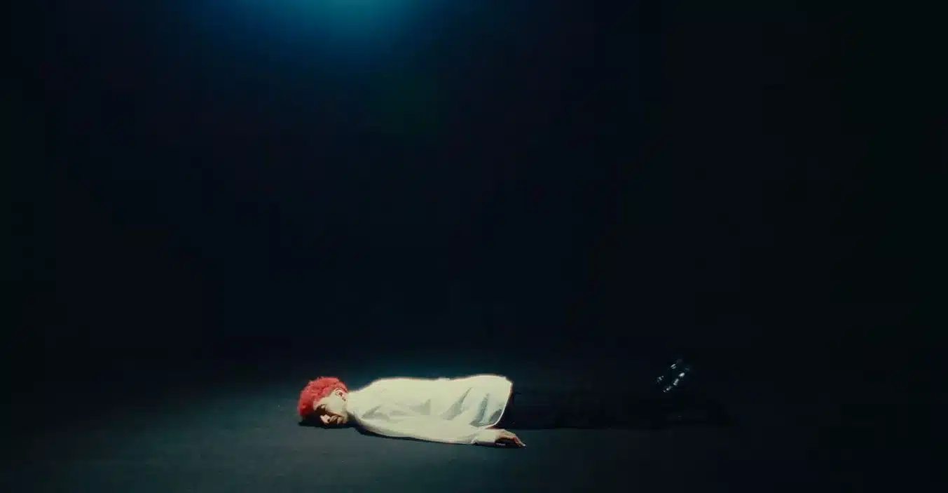 Captura 2 del videoclip de Dónde de Paul Thin 
