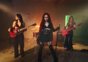 Videoclip de Las chicas malas desafinan de Ruslana