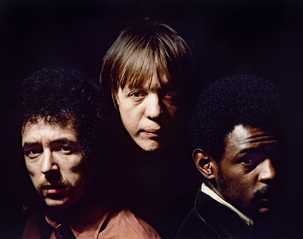 ROBIN TROWER (EX PROCOL HARUM) REEDITA SU CLÁSICO "BRIDGE OF SIGHS"