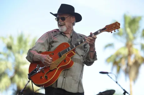 LA MUERTE DEL SOBERBIO DUANNE EDDY , EL REY DEL "TWANG "