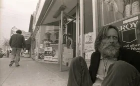 SKIP SPENCE (MOBY GRAPE, JEFFERSON AIRPLANE): UN HÉROE DE CULTO CON LIBRO SKIP SPENCE (MOBY GRAPE, JEFFERSON AIRPLANE): UN HÉROE DE CULTO CON LIBRO