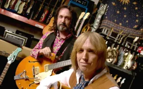NUEVO LP DE MIKE CAMPBELL CON GRAHAM NASH, CHRIS STAPLETON Y LUCINDA WILLIAMS