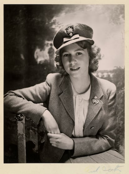 Retrato de Cecil Beaton a la entonces todavía princesa Isabel, en 1942.
