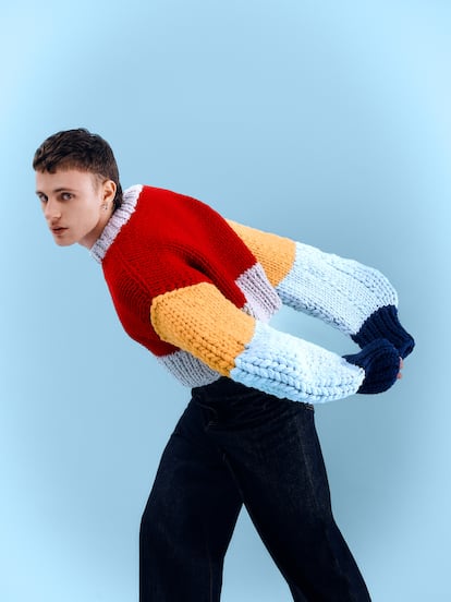 Iván Pellicer posa exclusiva para ICON vestido de LOEWE.