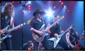 JAMES HETFIELD CRITICA EL DESPRECIO A LEMMY KILMISTER DEL ROCK HALL OF FAME