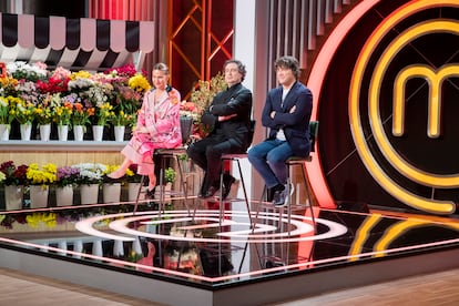 Samantha Vallejo-Nágera, Pepe Rodríguez y Jordi Cruz, los tres jueces del programa, en la primera entrega de 'MasterChef 11'.