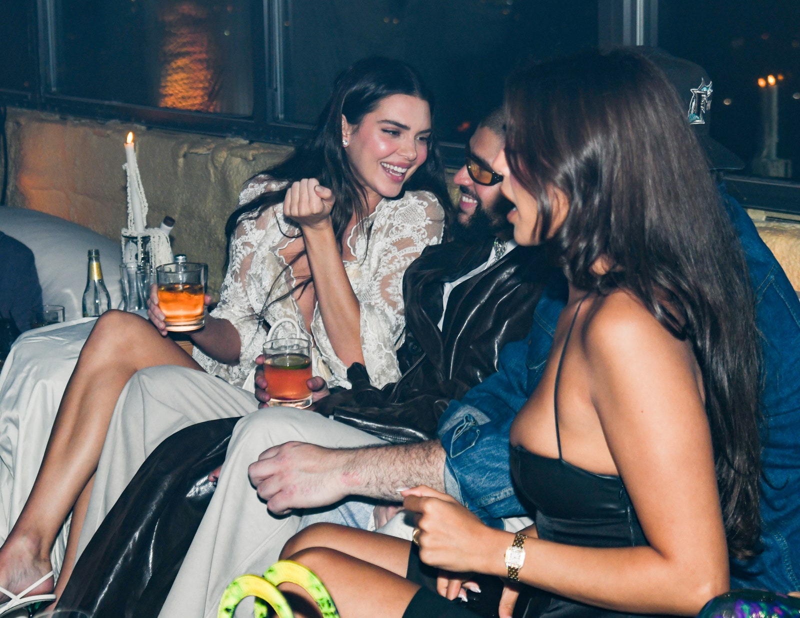 Kendall Jenner y Bad Bunny en una de las 'after parties' de la Met Gala 2024.