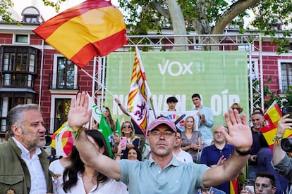 El candidato de Vox a las elecciones europeas, Jorge Buxadé, durante un acto electoral celebrado en Valladolid, el 29 de mayo. 
