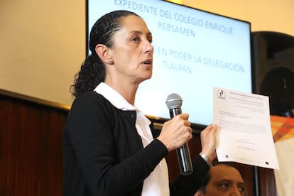 Claudia Sheinbaum, en conferencia de prensa sobre el colapso del Colegio Rébsamen, en 2017.