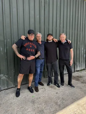LOS SEX PISTOLS SE REÚNEN... SIN JOHNNY ROTTEN