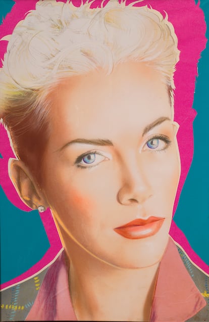 Annie Lennox (mayo, 1985). 