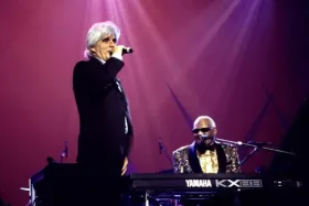 EL ENFRENTAMIENTO DE RAY CHARLES CON MICHAEL MCDONALD (STEELY DAN)
