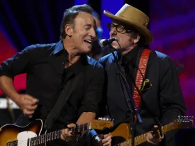 BRUCE SPRINGSTEEN Y ELVIS COSTELLO EN EL LP HOMENAJE A JESSE MALIN
