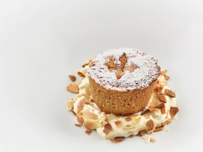 Tarta líquida de Santiago, de Lúa, en Madrid. Imagen proporcionada por el restaurante.
