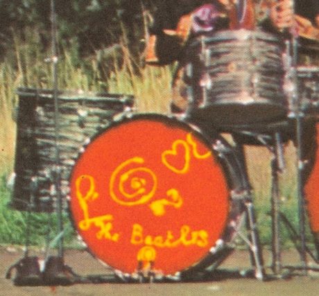 LA VERDAD SOBRE EL LOGO DE "THE BEATLES" EN LA BATERÍA DE RINGO STARR