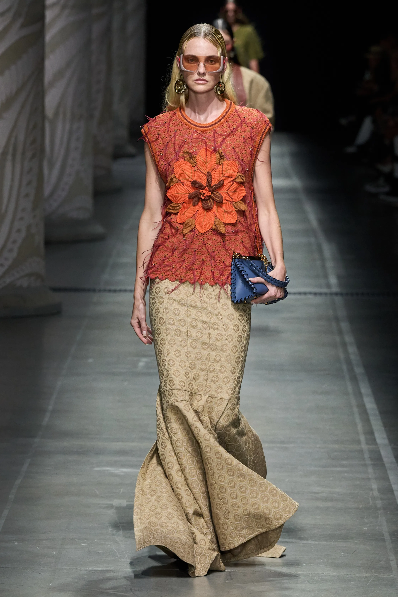 chaleco boho en Etro primaveraverano 2024.