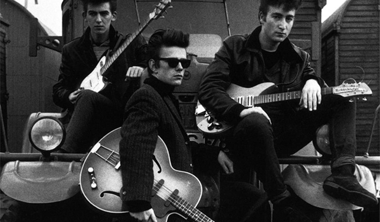 EN RECUERDO DE STUART SUTCLIFFE, EL BEATLE DESAPARECIDO Genesis Publications - The Beatles - Photos by Astrid Kirchherr ...