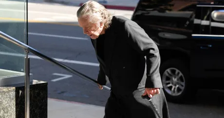 LOA MÉDICOS VUELVEN A PROHIBIR A OZZY OSBOURNE ACTUAR EN ARIZONA