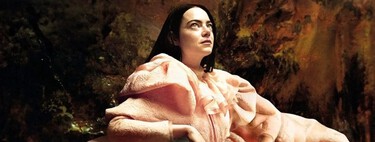 ‘Pobres criaturas’ es la mejor película de Yorgos Lanthimos. Un delirante cóctel gótico, erótico y feminista con Emma Stone enfilada hacia su segundo Óscar