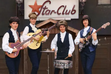 EL CALVARIO DE LAS LIVEBIRDS, LAS BEATLES DE LOS AÑOS 60