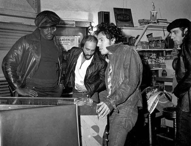 Bruce Springsteen, Roy Bittan, Steve Van Zandt, and Clarence Clemons, circa 1975-1980 : r/OldSchoolCool