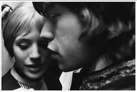 MARIANNE FAITHFULL: "SÉ QUIEN MATÓ A JIM MORRISON" images (2)