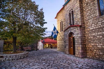  Fidakia, en Karpensisi (Grecia Central).