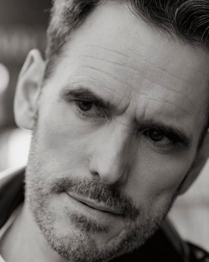 Duro suave, y mucho más que eso: Matt Dillon, retratado en exclusiva  para ICON.
