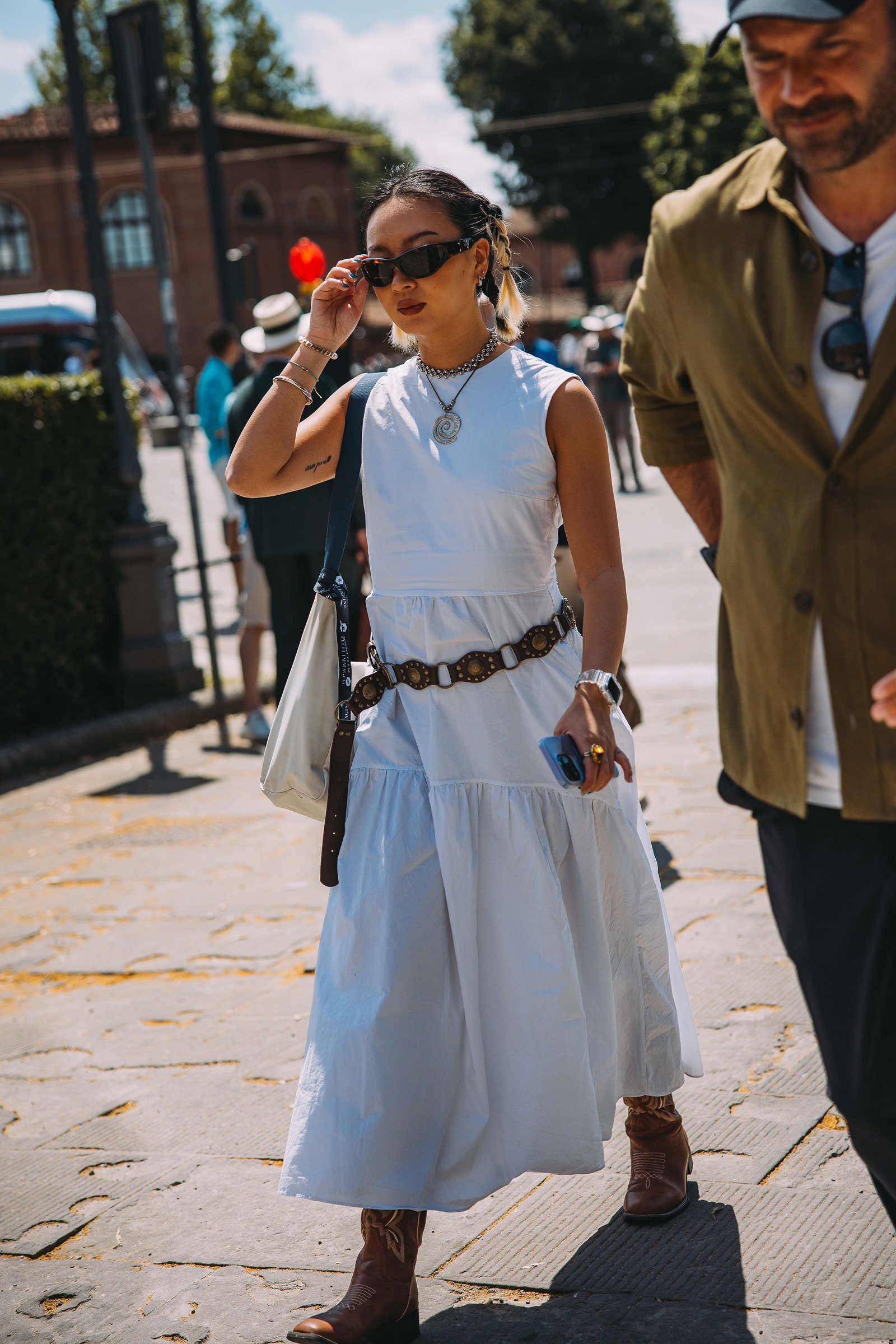 Collares pulseras y anillos ideales para aderezar tus looks de verano 2024