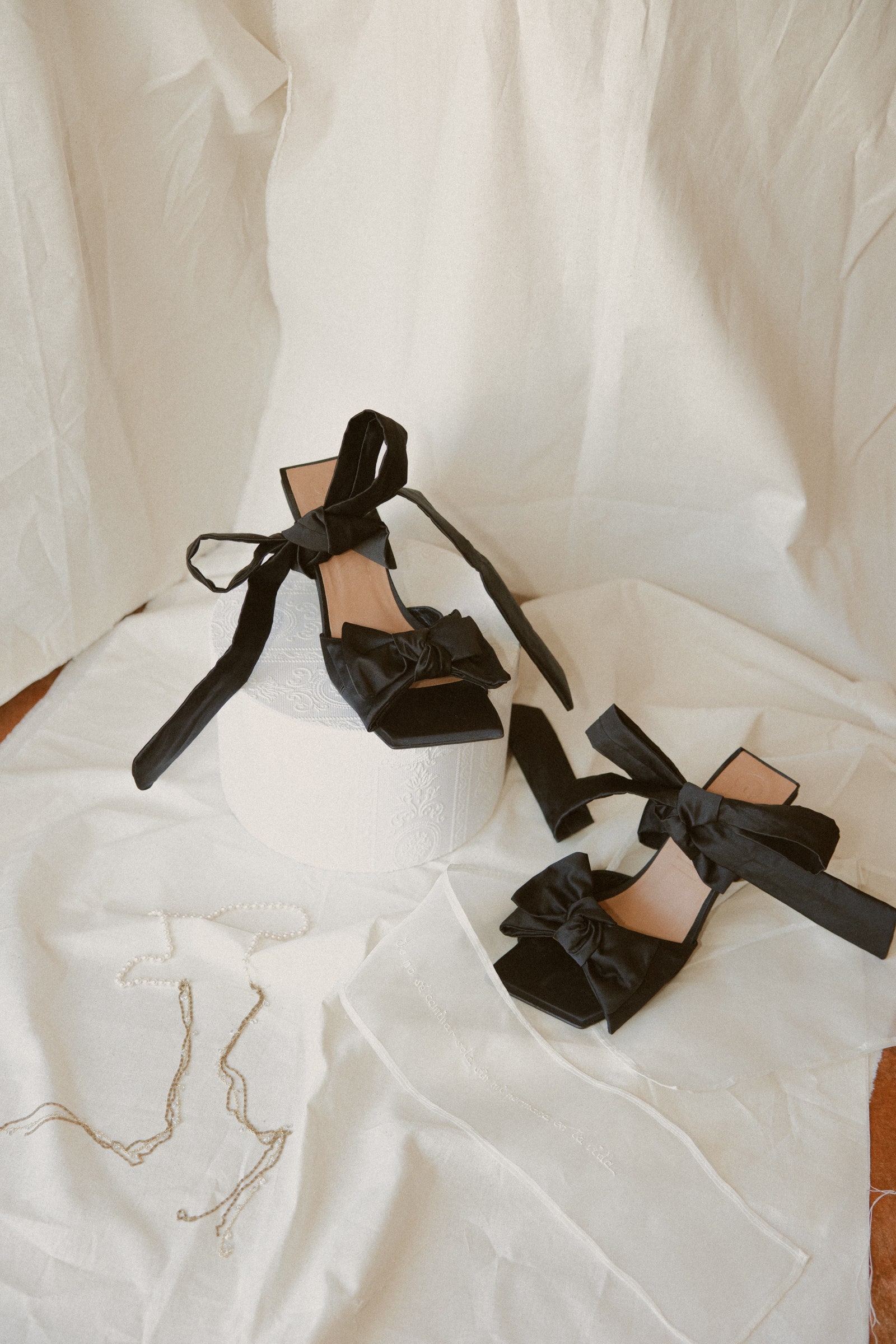 boda valencia zapatos novia negros ganni