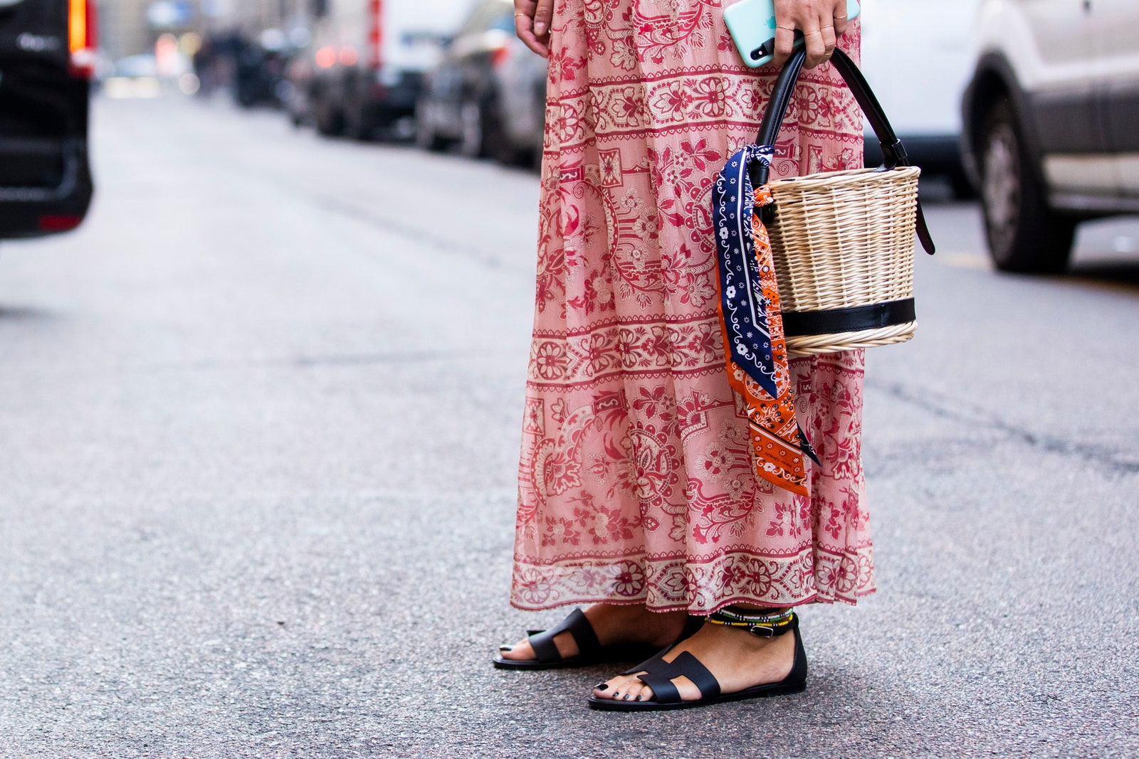 sandalias negras tendencias