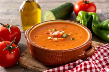 El gazpacho andaluz es la sopa fría estrella del verano.