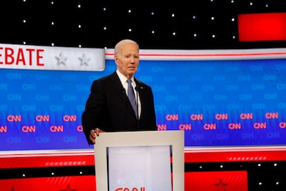 Biden en el escenario del debate, en Atlanta (Georgia), el 27 de junio.