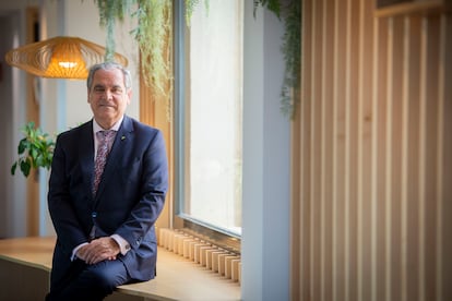 Aguilar comienza su cuarto mandato como presidente de los farmacéuticos en España.