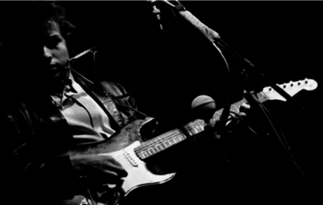 guitar-at-newport-history-detectives