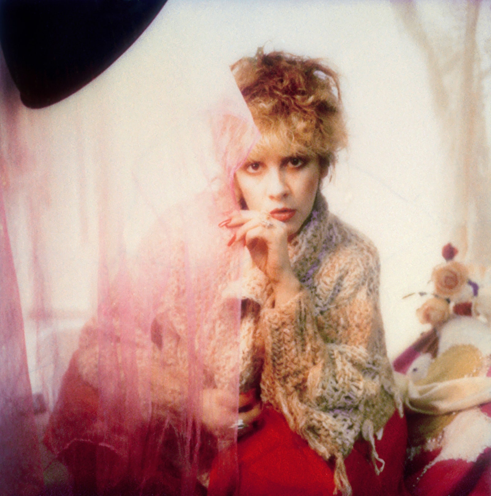 La cantante Stevie Nicks posando.